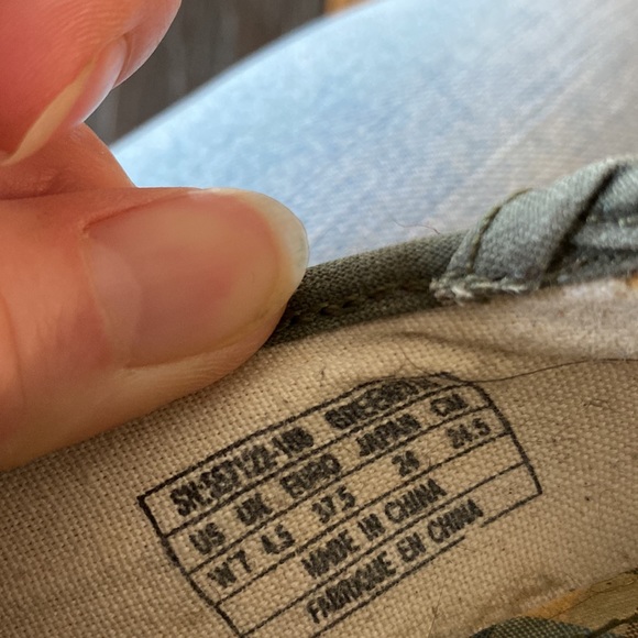 Sugar plaid coloured pump style wedgies in size 7. - Picture 10 of 10